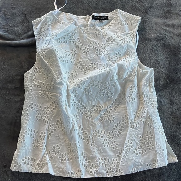 Rachel Roy Collection Eyelet top - Picture 1 of 4
